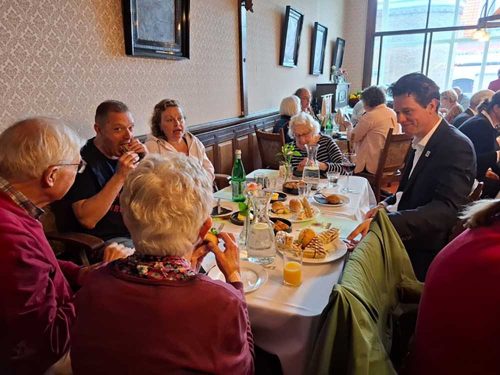 9df66e0b-779e-4d00-9bdf-a288624d1f0a