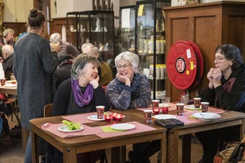 Hetty, Gezien en Karin