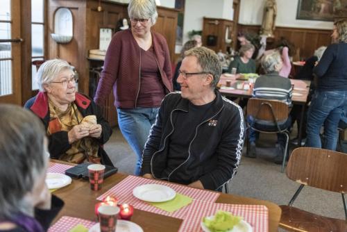 Nel, met José en Harry van Geldorp: