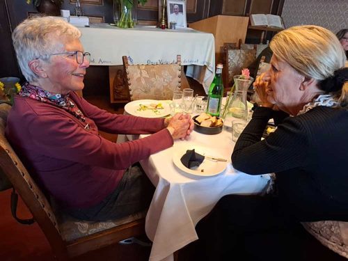 cf570407-2c7f-4337-a5ba-0f877f489e0b